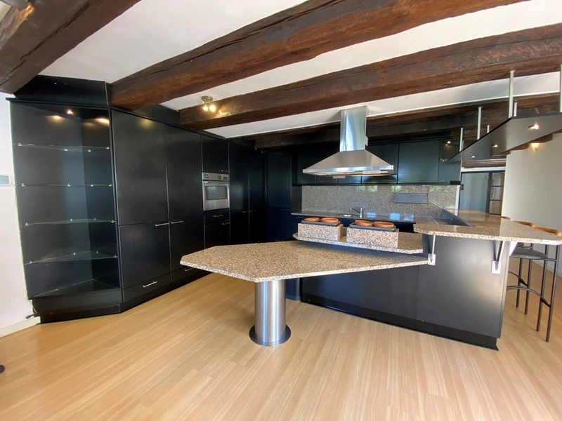 House Image 3
