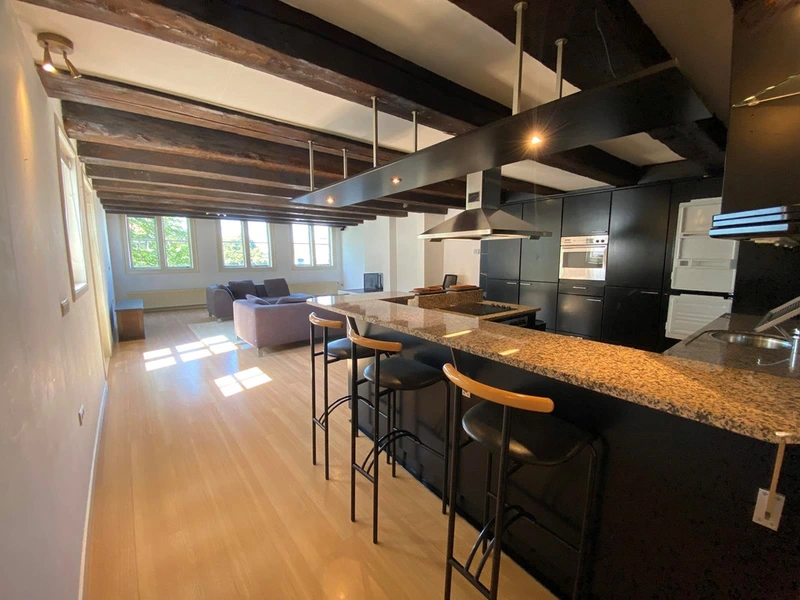 House Image 4