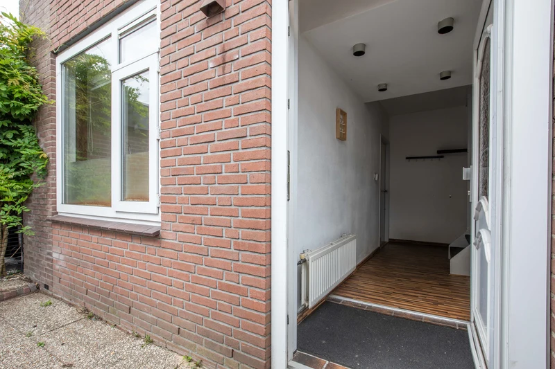 House Image 5