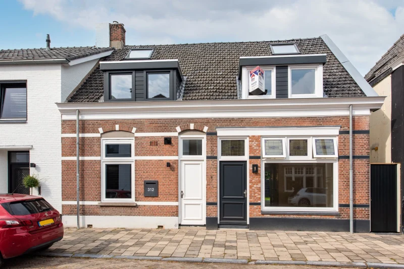 recent house