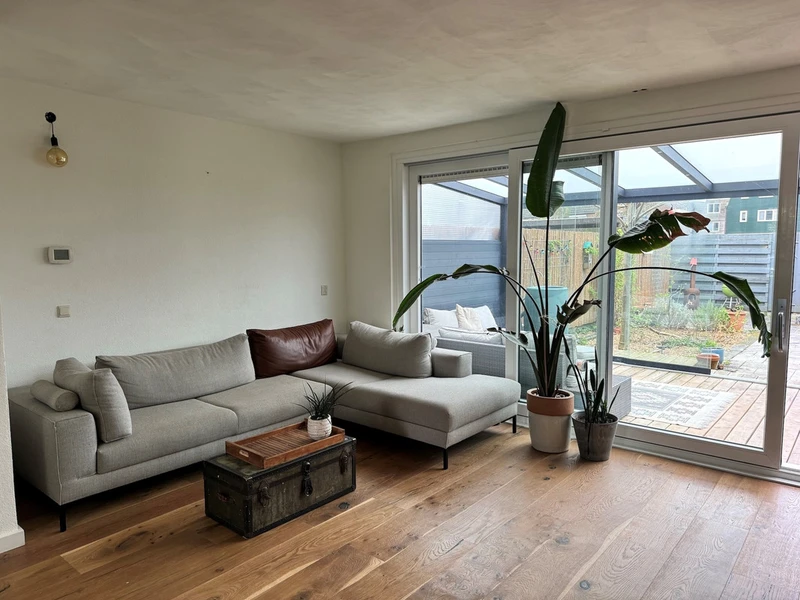 House Image 4