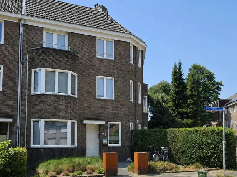 recent house