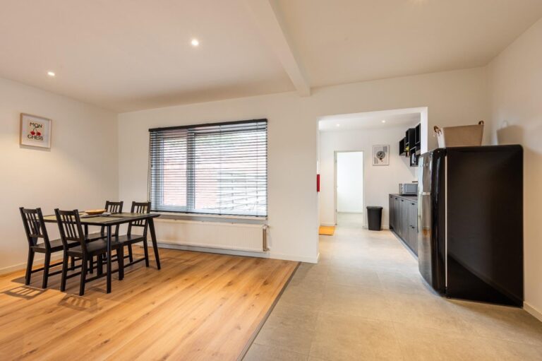 House Image 5