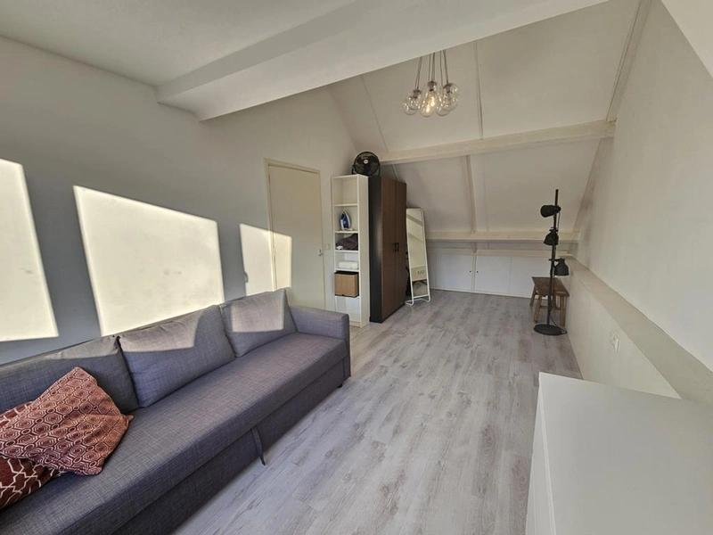 House Image 4