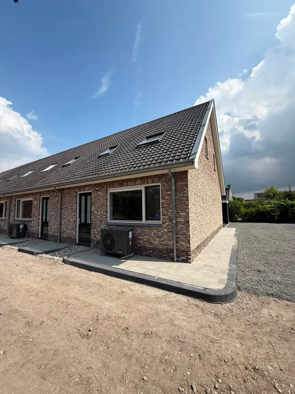 House Image 2