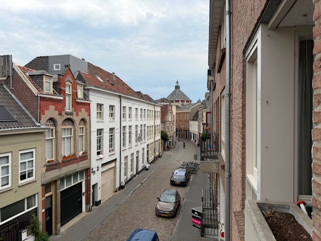 House Image 2