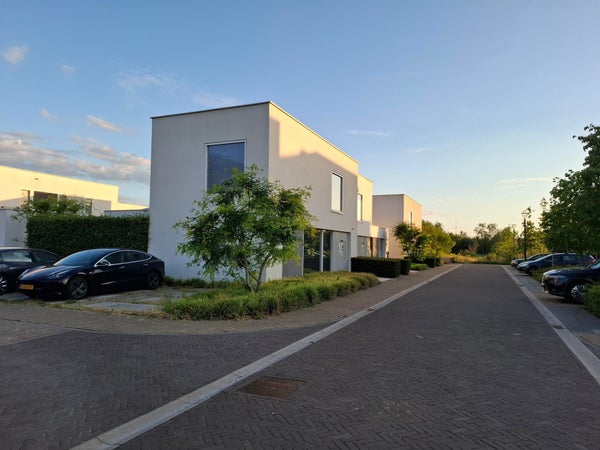 House Image 2