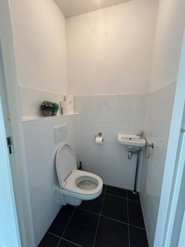 House Image 4