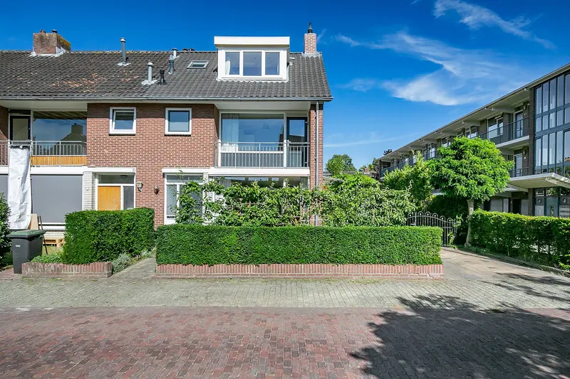 House Image 2
