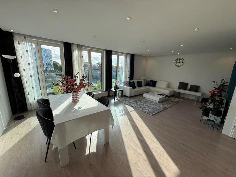 House Image 3
