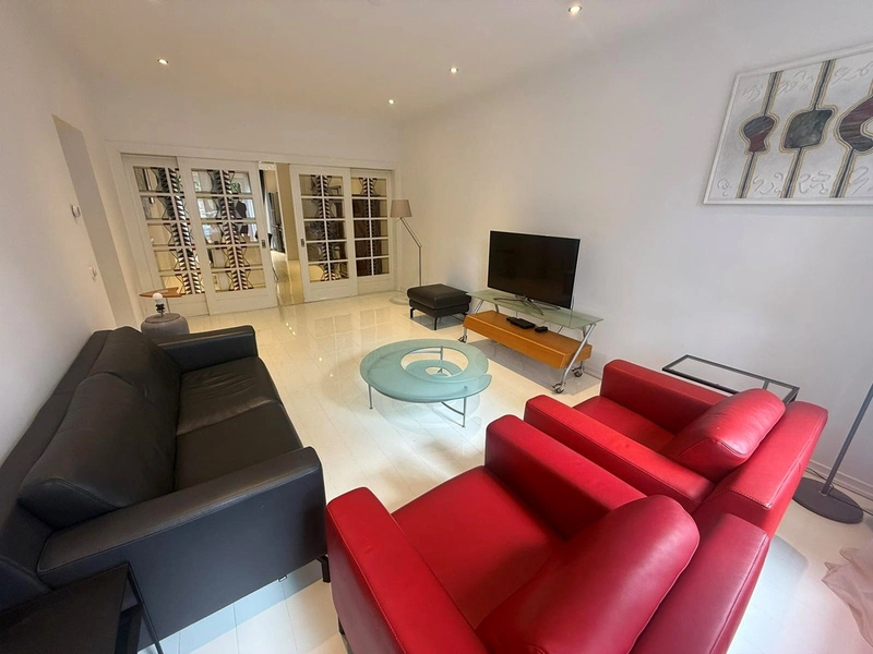 House Image 3