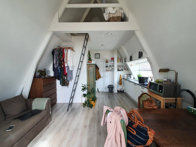 House Image 3