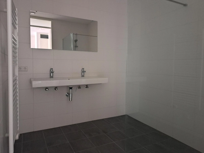 House Image 5