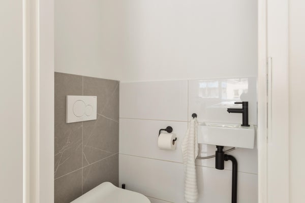 House Image 4