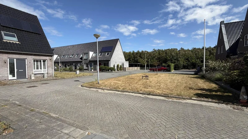 House Image 2