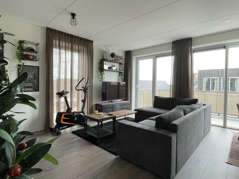 House Image 2