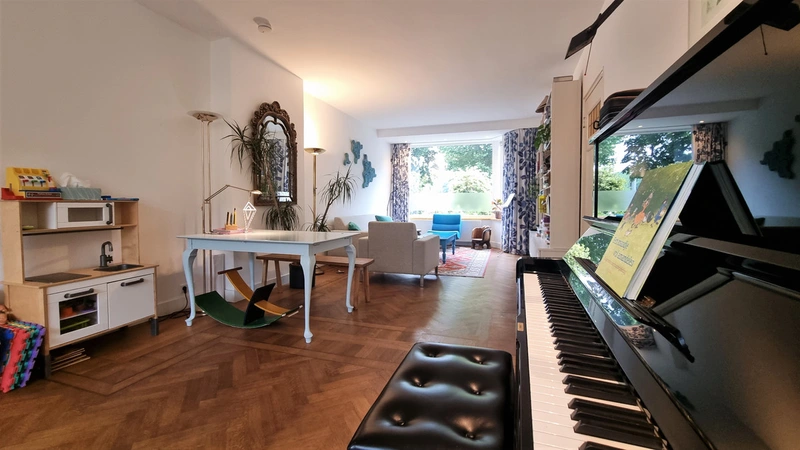 House Image 3