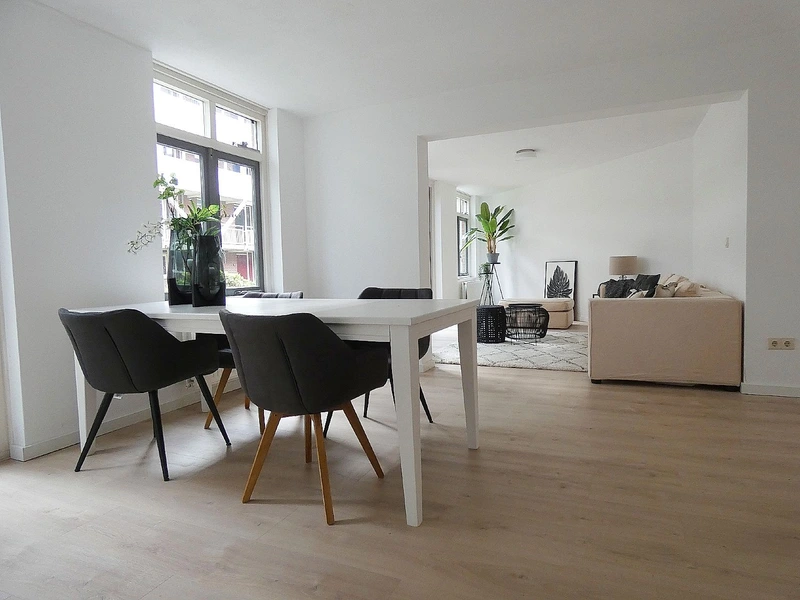 House Image 4