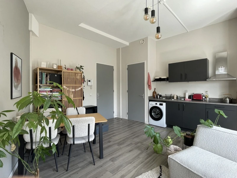 House Image 5