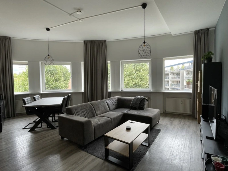 House Image 3