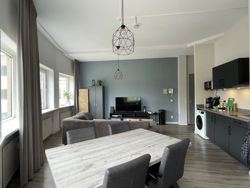 House Image 4