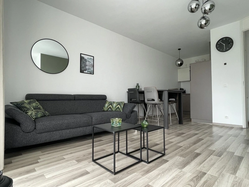 House Image 3
