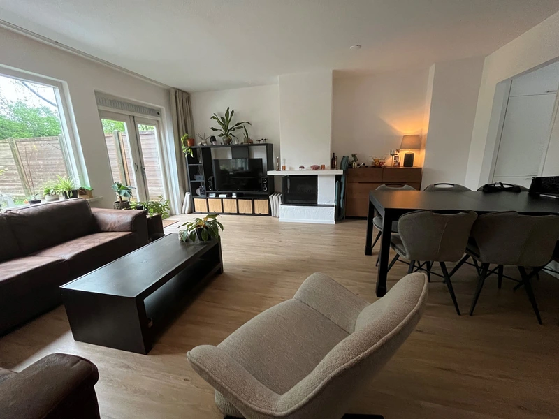 House Image 2