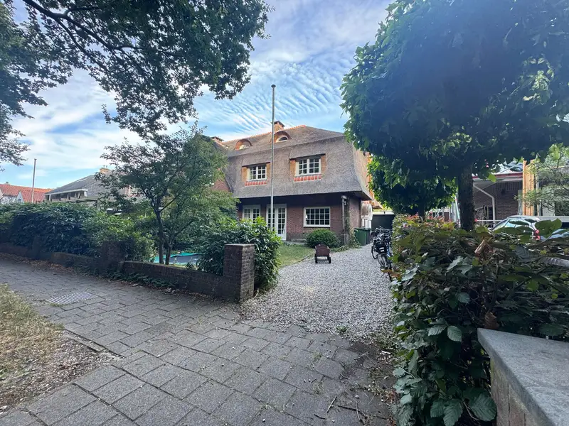 House Image 4