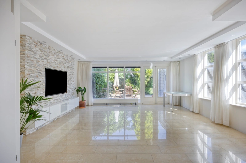 House Image 3