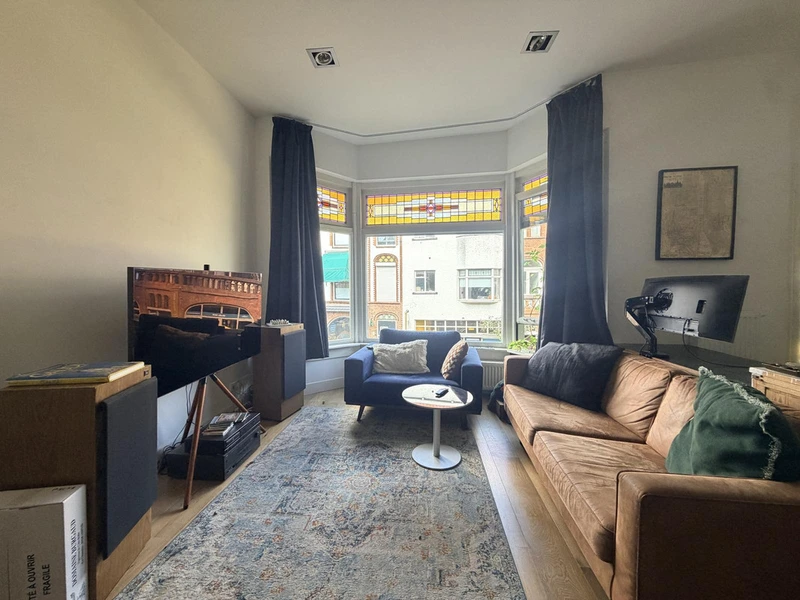 House Image 2
