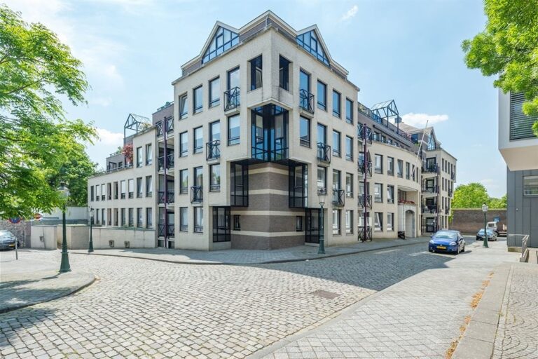 recent house