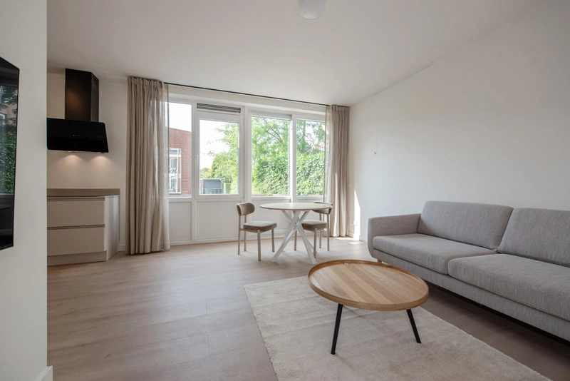 House Image 4