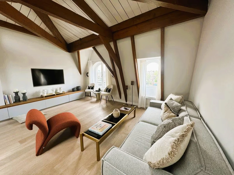 House Image 3