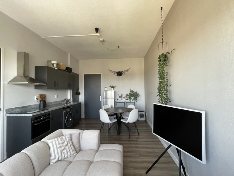 House Image 4