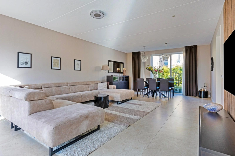 House Image 4