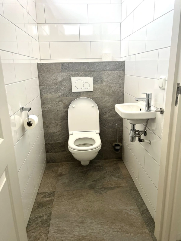 House Image 5