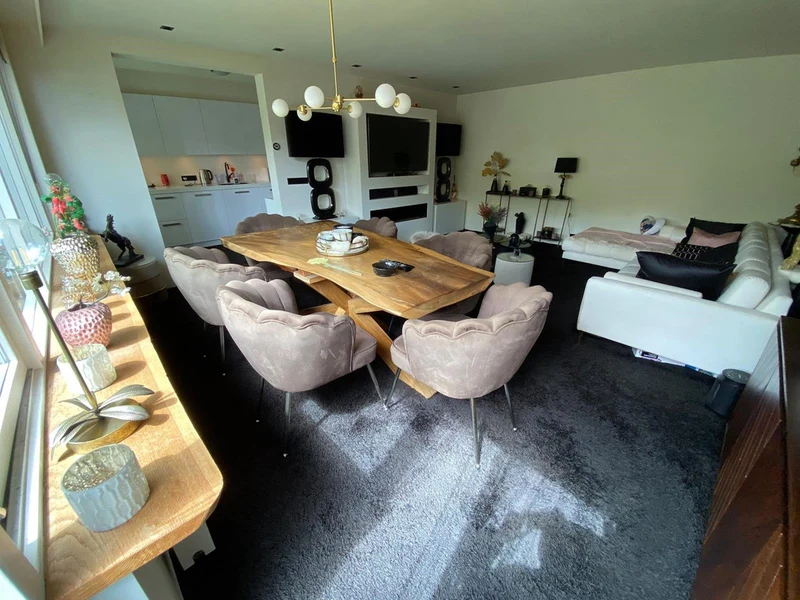 House Image 2