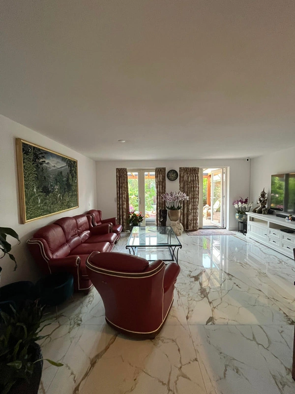 recent house