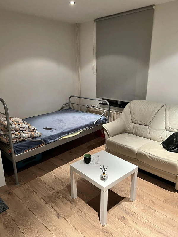 House Image 4