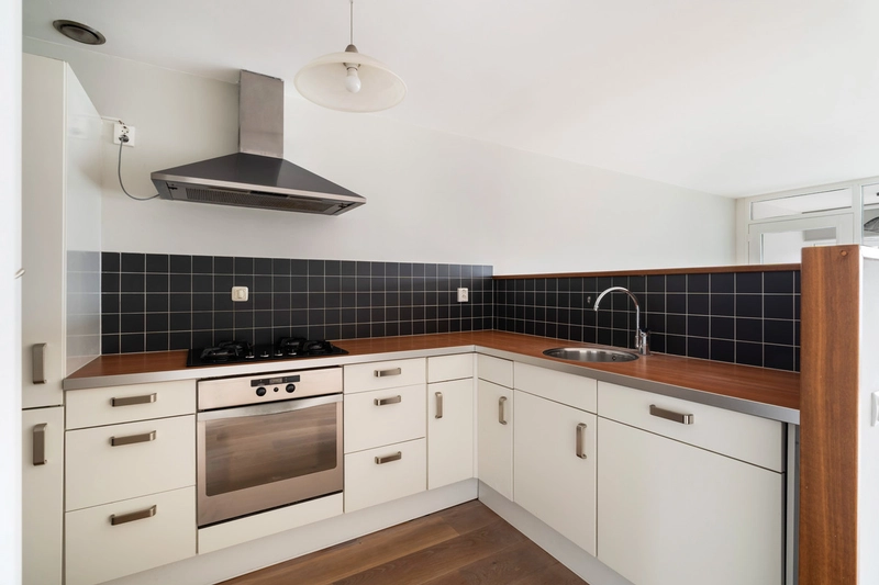 House Image 2