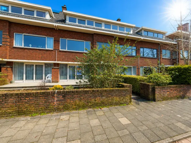 House Image 4