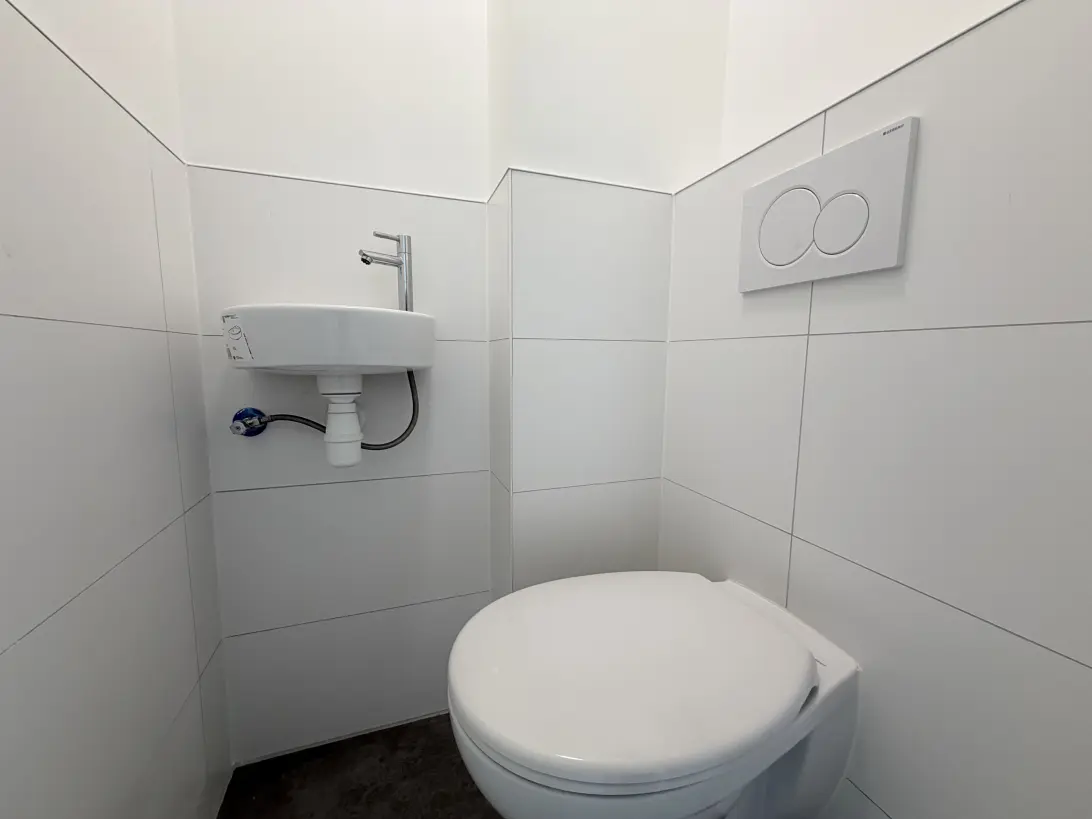 House Image 3