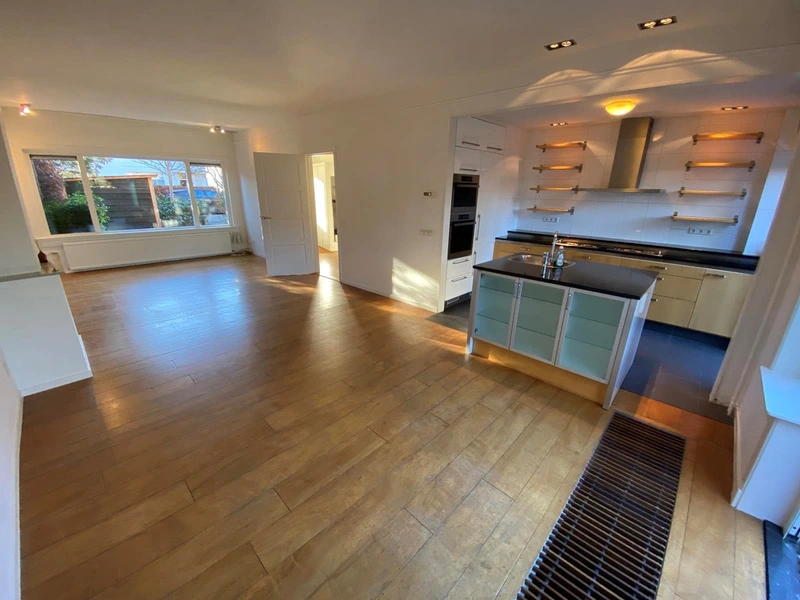 House Image 2