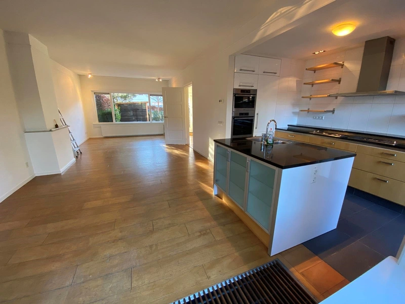 House Image 3