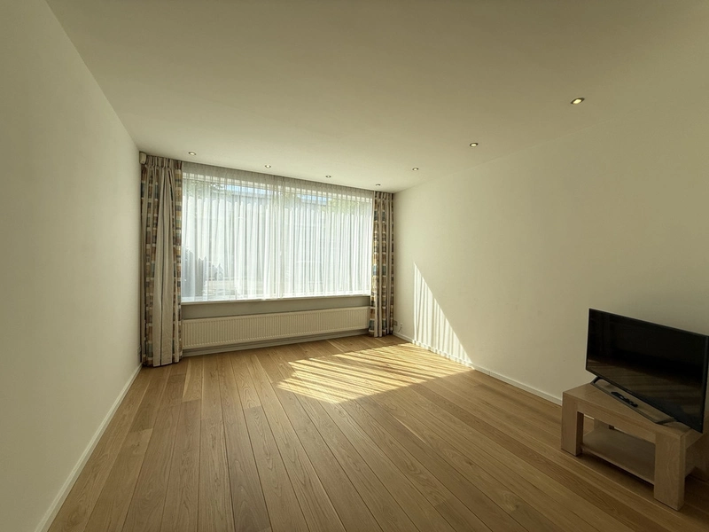 House Image 5