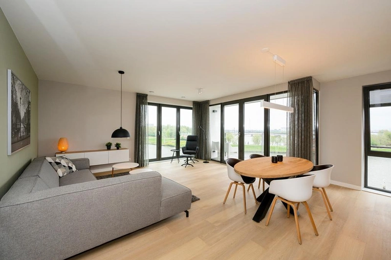 House Image 2