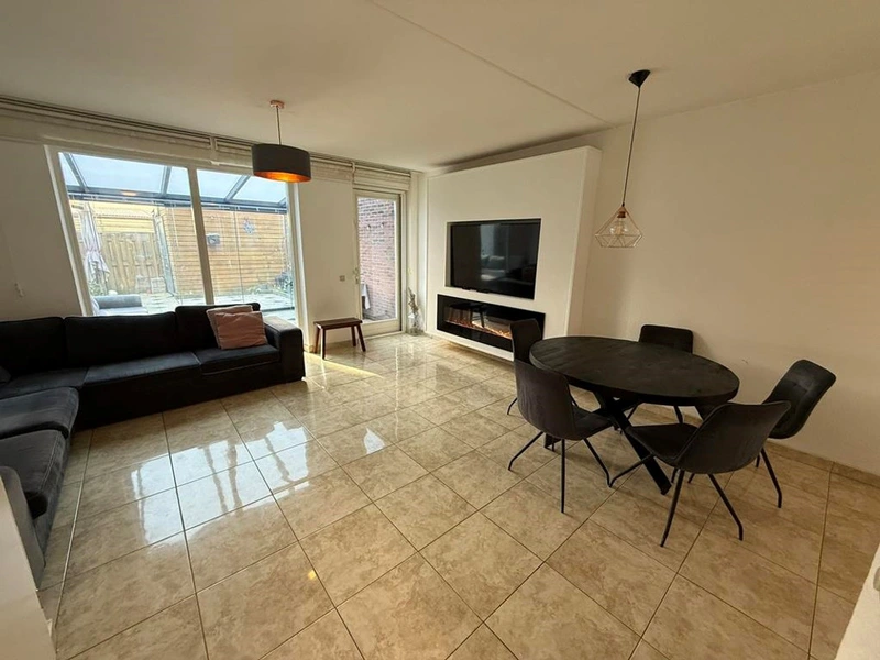 House Image 2