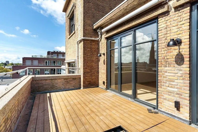 recent house