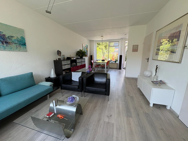 House Image 4