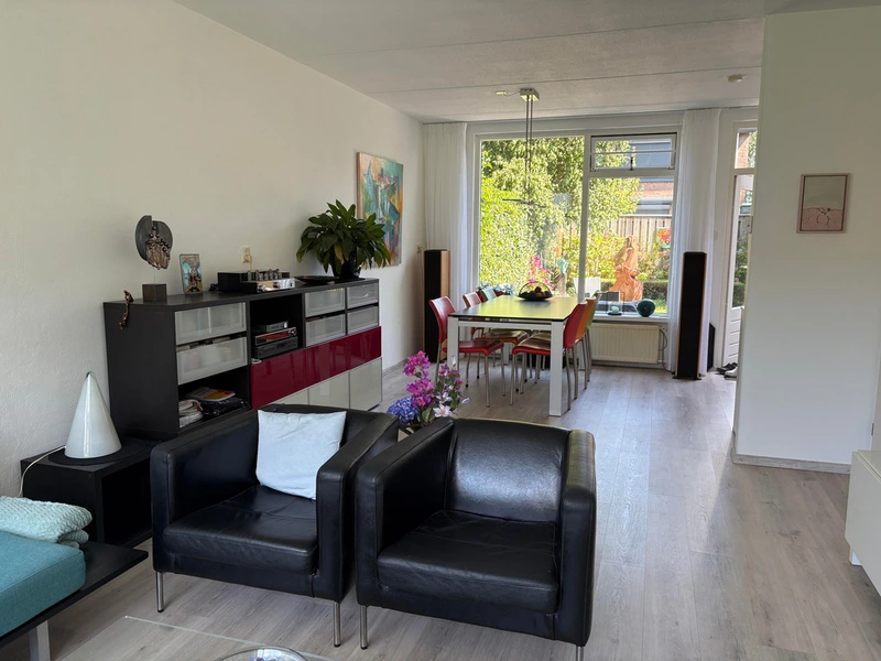 House Image 5